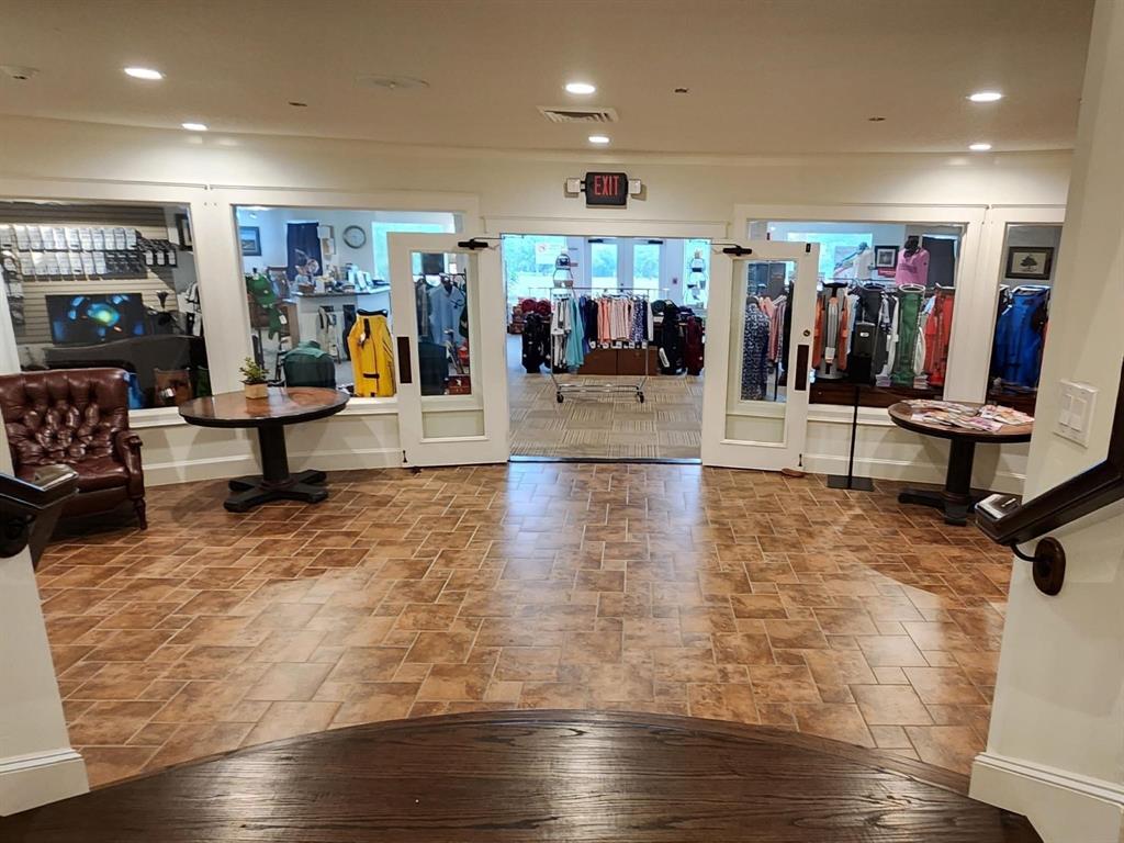 Retreat Ph 03 - Land