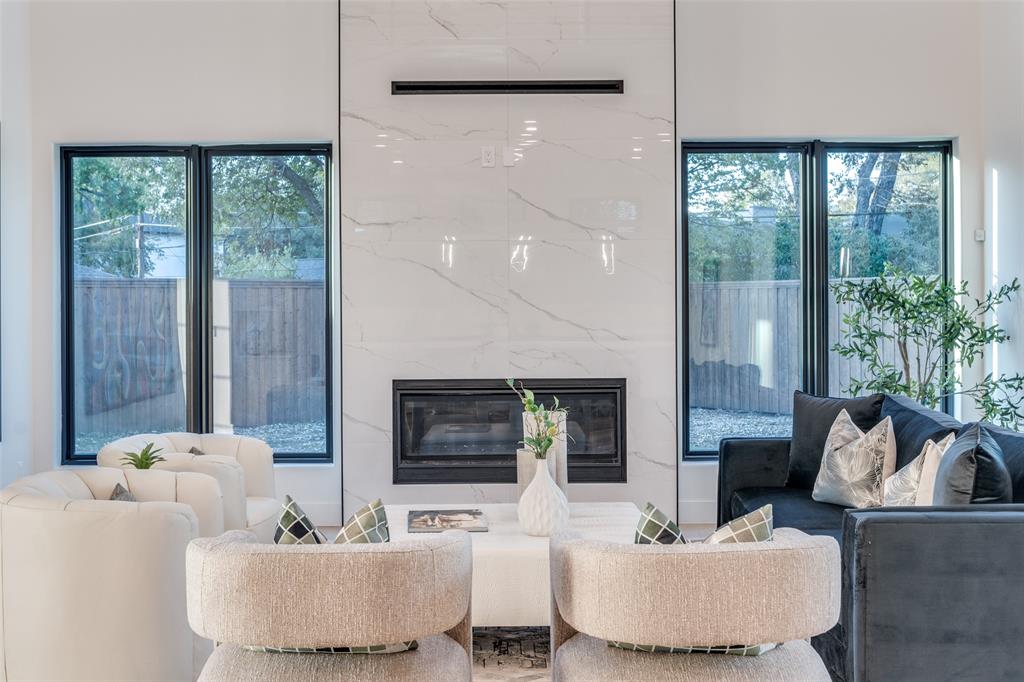 3759 La Joya Drive