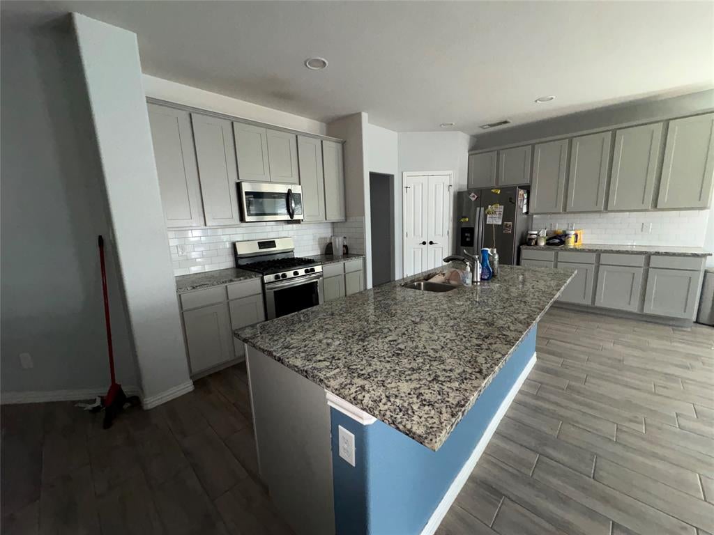 208 Flower Ridge Drive