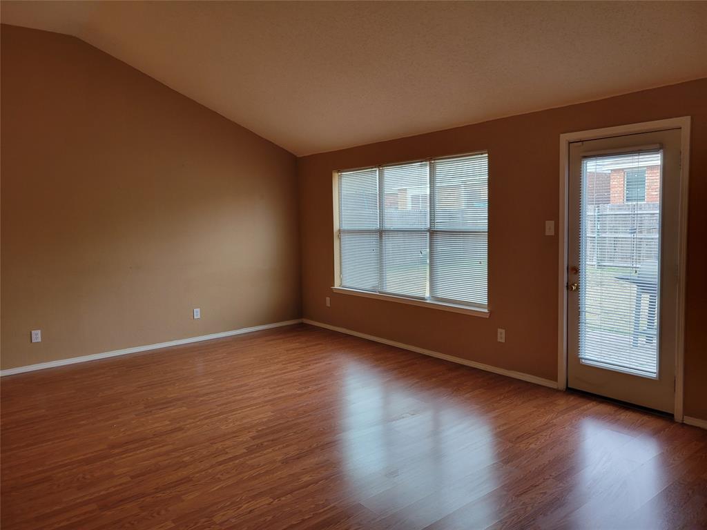 Summer Creek Ranch Add - Residential Lease