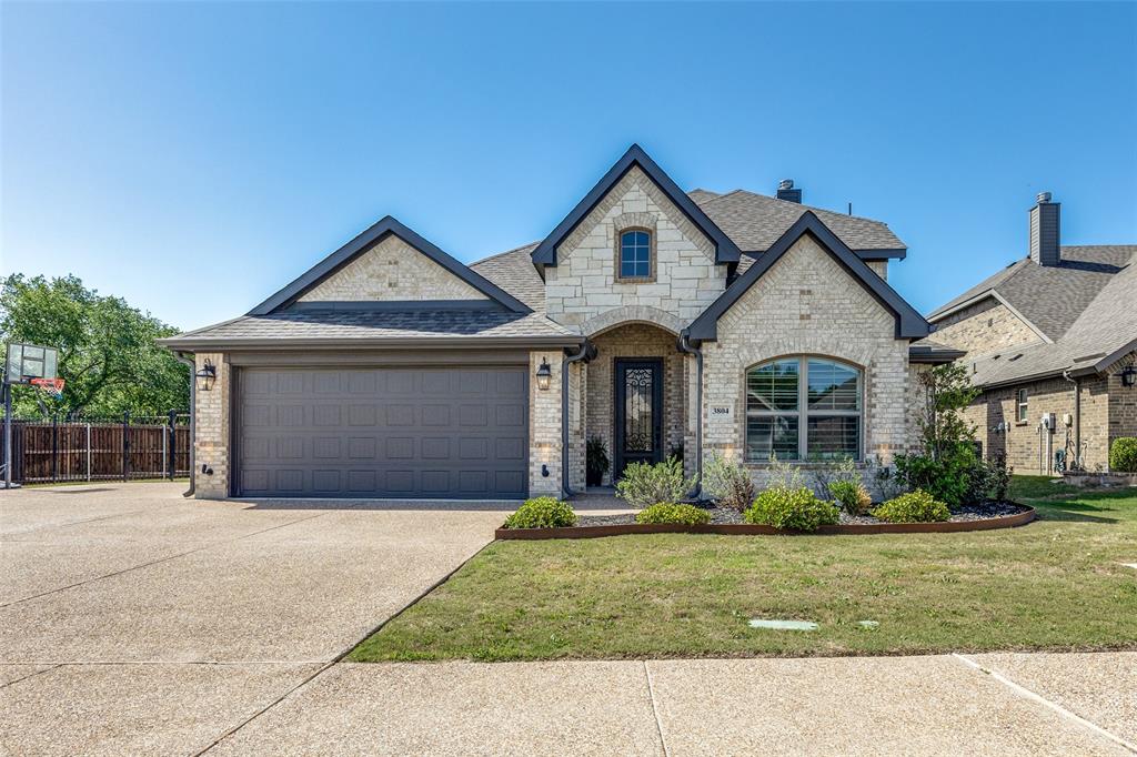 3804 Pine Valley Lane
