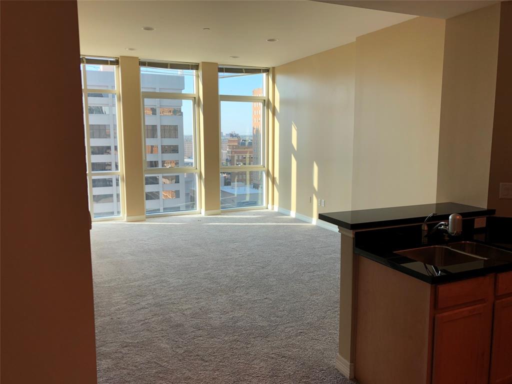 Tower Residential II Condo - Residential Lease