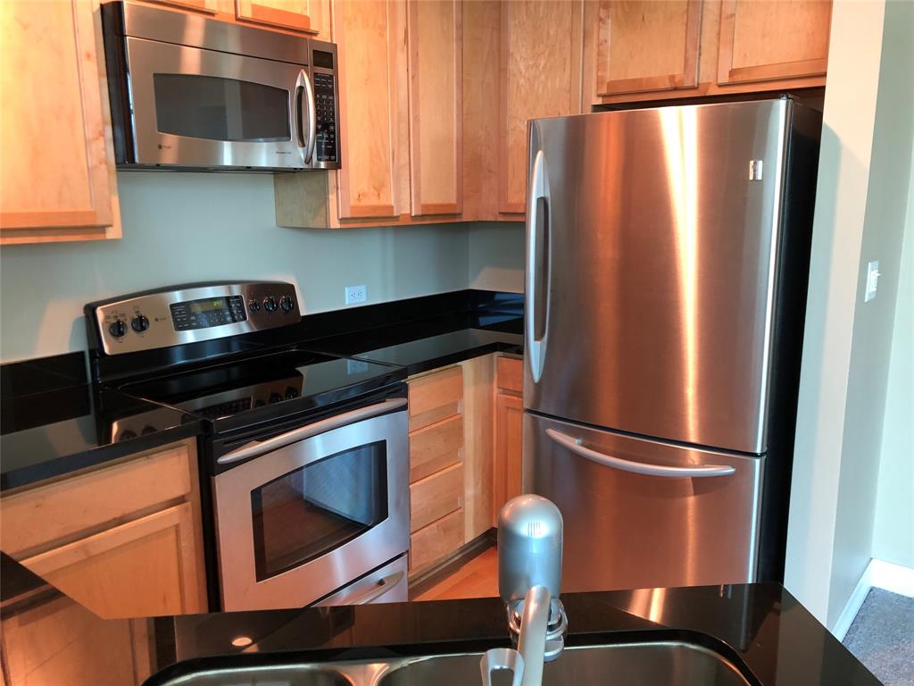 Tower Residential II Condo - Residential Lease