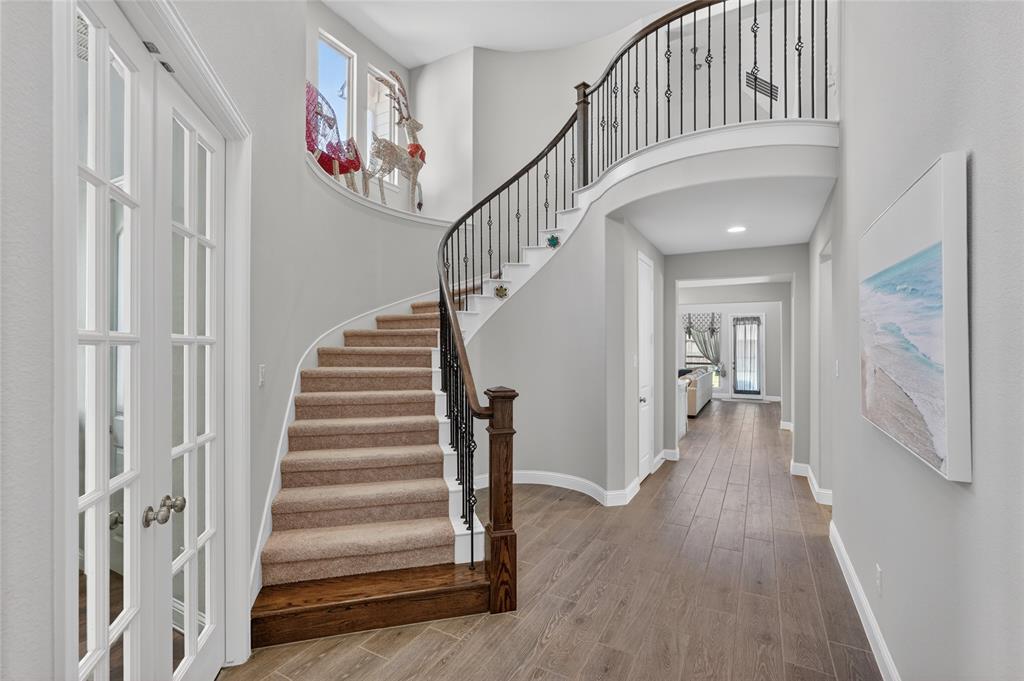 6808 Rowlett Drive
