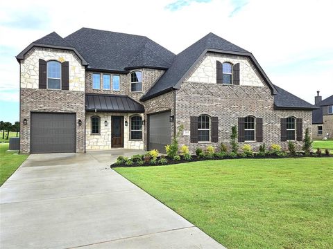 Photo of 385 Willie's Court, Whitesboro, TX 76273 (MLS # 21180438)