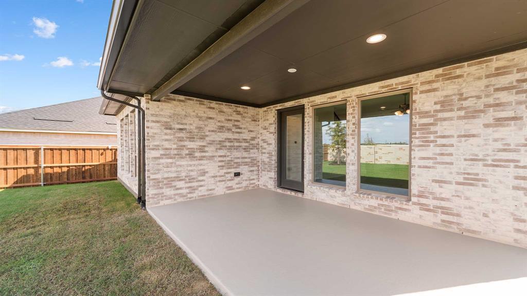 Trinity Falls - Residential