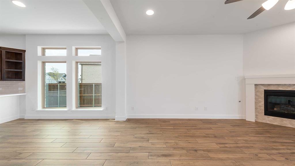 Trinity Falls - Residential