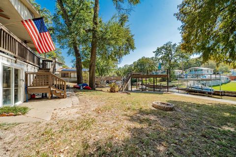 Tiny photo for 146 Harbor Drive, Gun Barrel City, TX 75156 (MLS # 21184324)