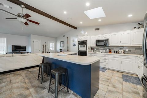 Tiny photo for 146 Harbor Drive, Gun Barrel City, TX 75156 (MLS # 21184324)