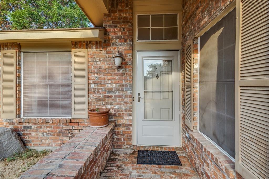 2105 Westview Trail