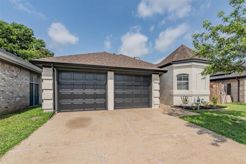3232 Rosebank Drive