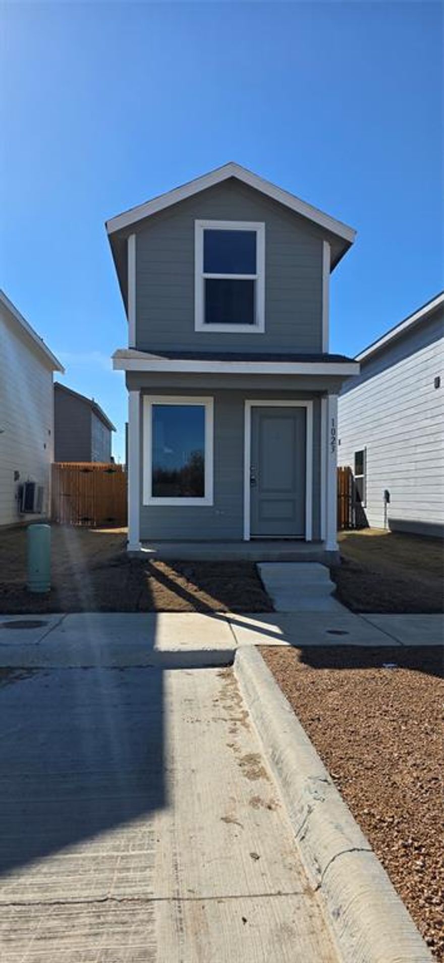 Experience innovative, low-maintenance living (New Construction), perfectly positioned in the sought-after Tillage Farms community.This two-story residence is the ultimate Dream collection find for those seeking style without the upkeep. 
Smart Layout:An airy, open-concept first floor blends the kitchen and living areas, featuring durable luxury vinyl plank flooring and sleek quartz countertops.Private Suite: Relax in the secluded main-floor owner’s suite complete with an en-suite bath and modern finishes.
Bonus Loft: The versatile second-story loft provides the perfect footprint for a home office, creative studio, or guest retreat.
Resort Amenities: Enjoy Tillage Farms’ premier onsite perks, including a swimming pool, basketball courts, playground, and scenic greenbelt trails.
Prime Location: Minutes from US-380, downtown McKinney, and the Allen Outlets. Zoned for the highly-rated Princeton ISD.
The perfect lock-and-leave starter or high-yield investment. 
Schedule your tour today!