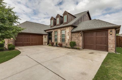 Photo of 1221 Yosemite Way, Burleson, TX 76028 (MLS # 21250715)