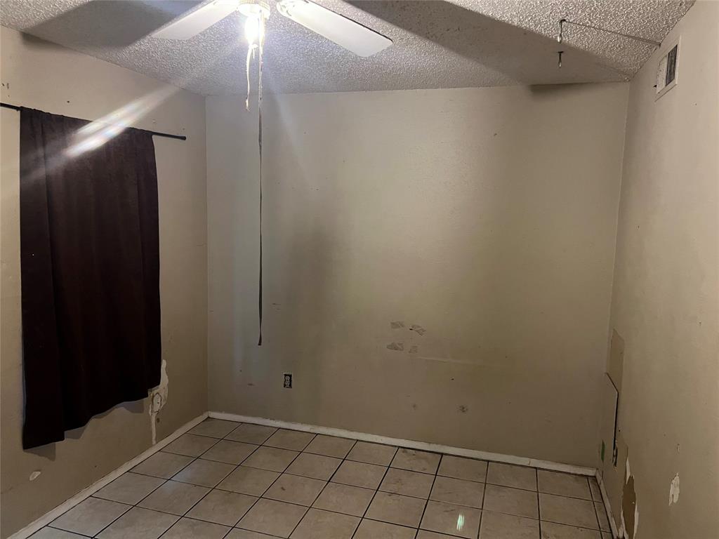 3240 Lombardy Lane 102