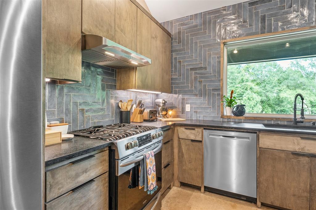 White Oak Creek Crossing - Residential