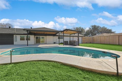 Tiny photo for 12417 Quincy Lane, Dallas, TX 75230 (MLS # 21128970)