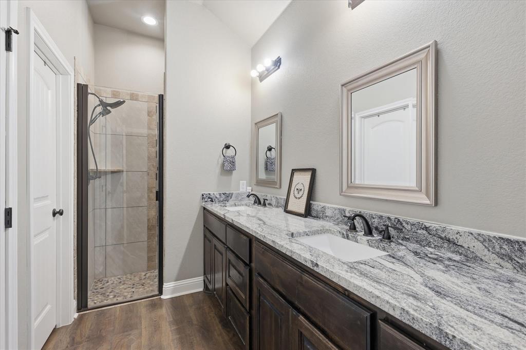 Canyon Creek - Residential
