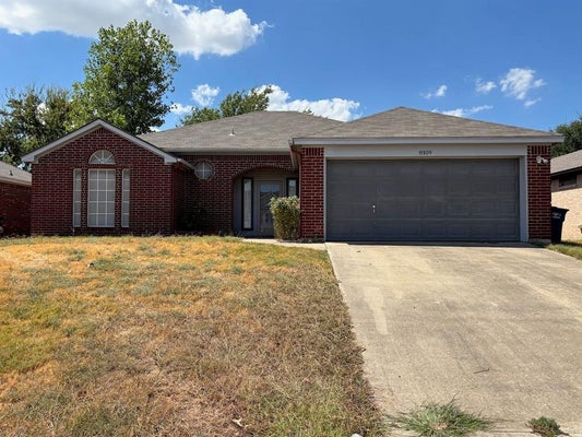 8109 FOX CHASE DR, FORT WORTH, TX 76137 - Image 7443bdf11f3fa1b064e75e1f11aec1e1/1482607452