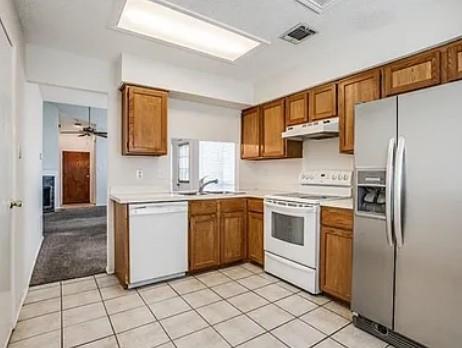 4929 Oak Bluff