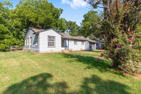 A home in Lewisville