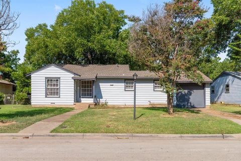 A home in Lewisville