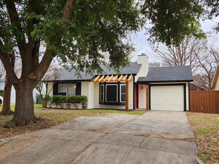 Welcome home to this beautifully fully renovated 2-bedroom, 1-bath, 1-car garage gem nestled in a quiet, well-established neighborhood. From the moment you step inside, you’ll appreciate the modern upgrades and thoughtful finishes throughout.

? Interior Highlights

Stylish laminate flooring for a clean, contemporary look

Updated kitchen with granite countertops

Fresh interior paint creating a bright, welcoming feel

?? Major Updates

New roof for peace of mind

Renovated systems and finishes—truly turnkey

?? Outdoor Living

Large backyard with mature trees, perfect for entertaining, pets, or relaxing evenings

?? Unbeatable Location

Close to top-rated schools, major highways, and grocery stores

Minutes from shopping, dining, and entertainment at Arlington Highlands

Surrounded by highly recommended local venues and everyday conveniences

This home delivers comfort, style, and location—ideal for first-time buyers, downsizers, or investors. Schedule your showing today and see why this Arlington beauty won’t last long!