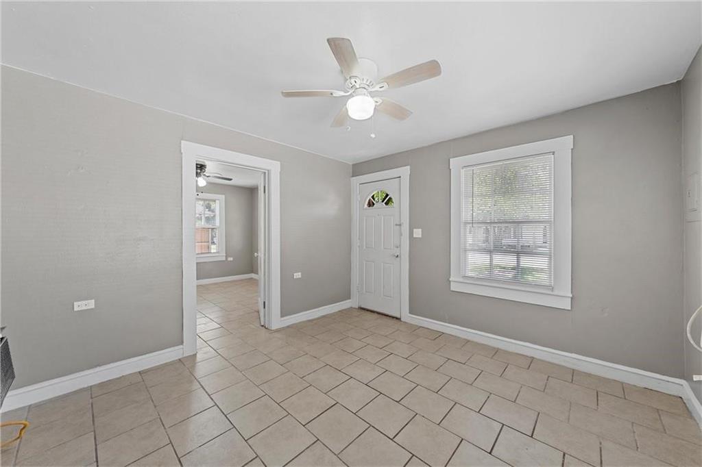 La Vega Park Ac - Residential