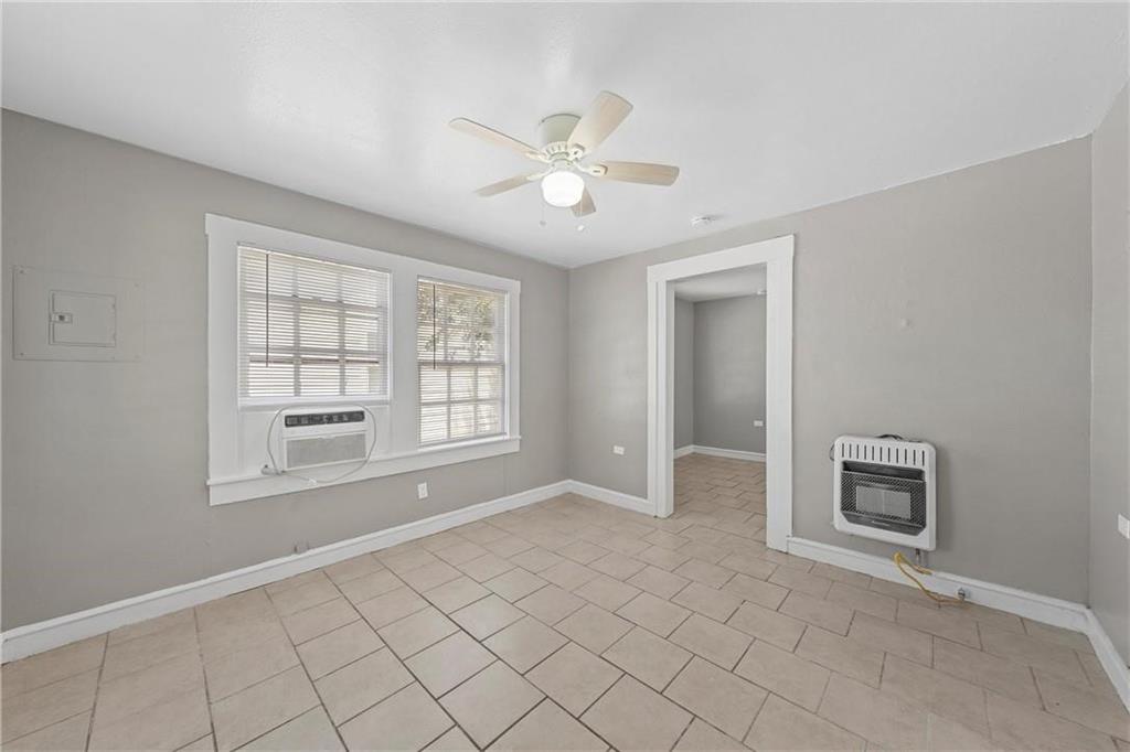 La Vega Park Ac - Residential