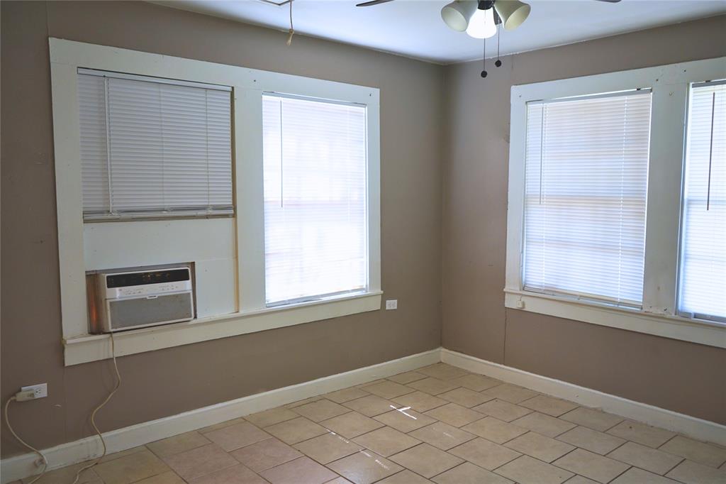 La Vega Park Ac - Residential