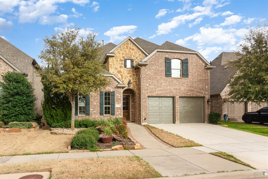 2112 Nassau Drive