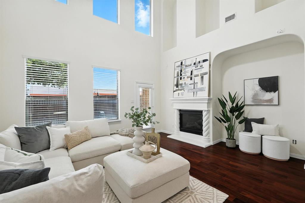 2512 Turnberry Court