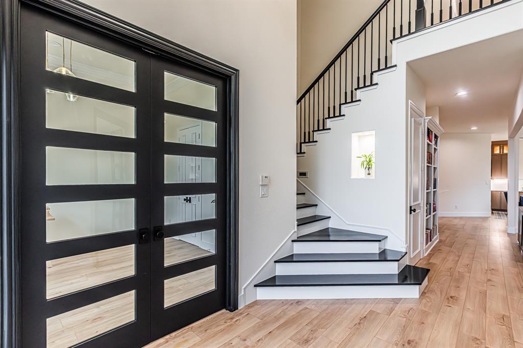 2401 Marblewood Drive