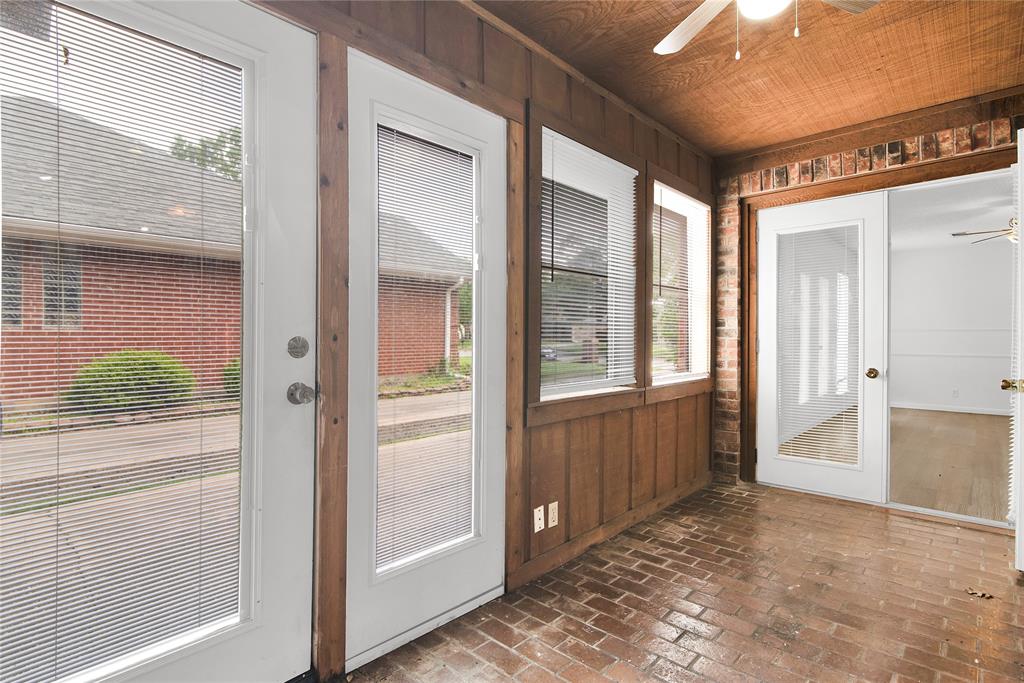 Westwood 8th Add - Residential Income