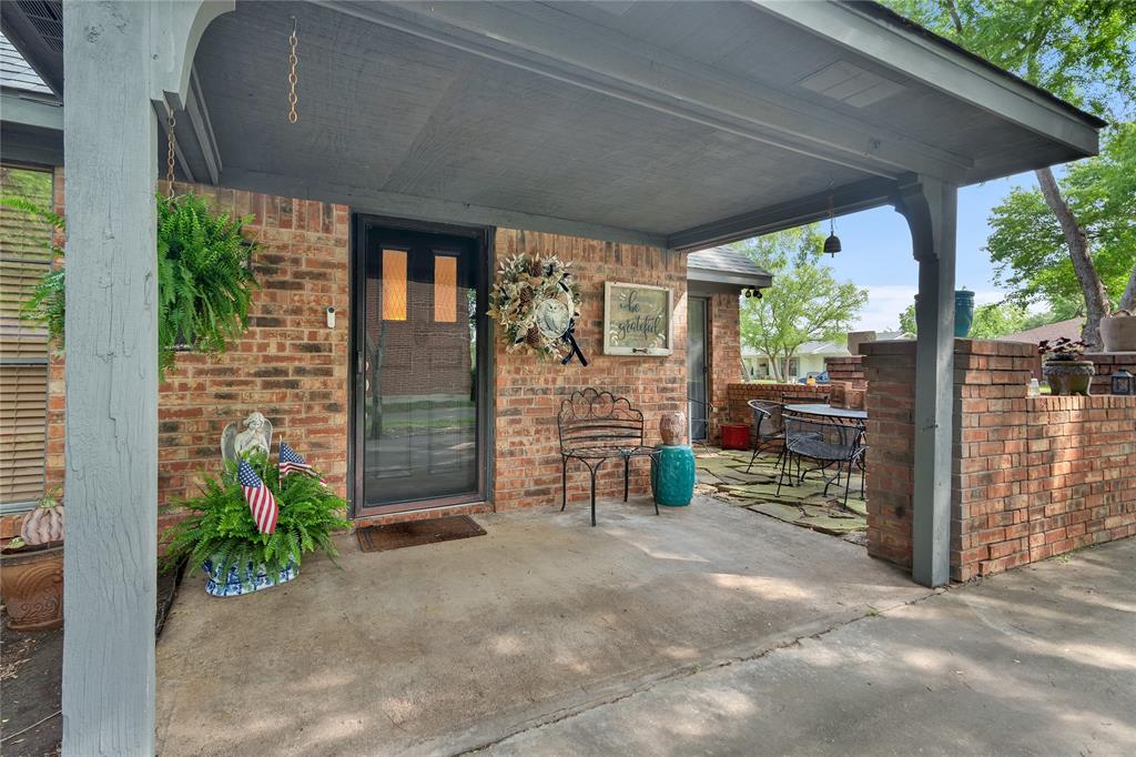Westwood 8th Add - Residential Income