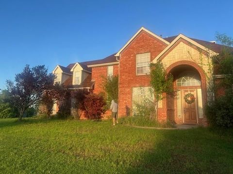 A home in Lavon