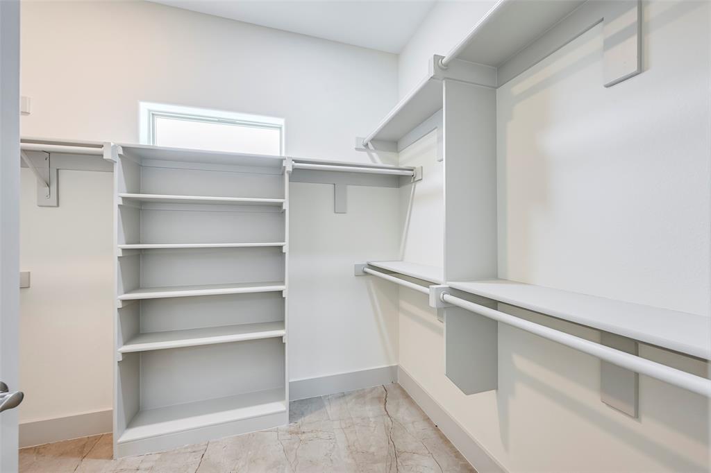 Dalworth Park - Residential