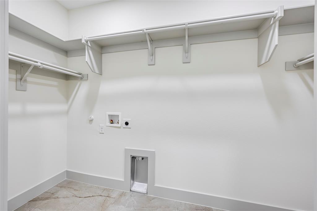 Dalworth Park - Residential
