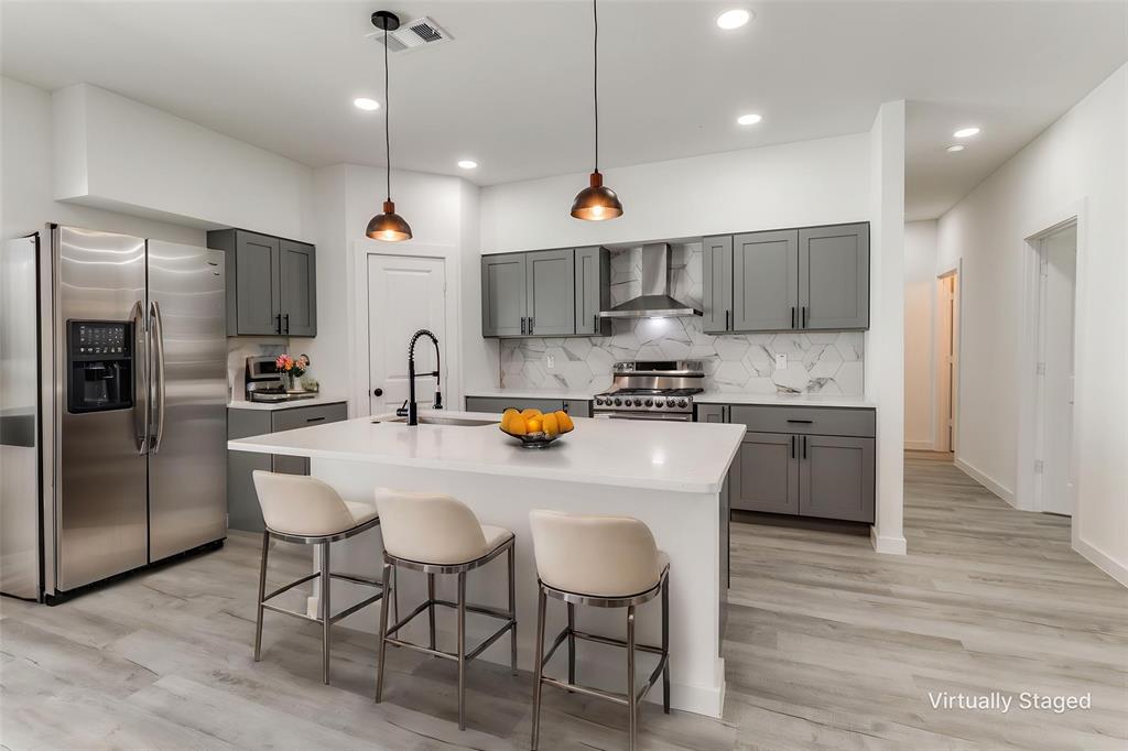 Delafield Estates - Residential