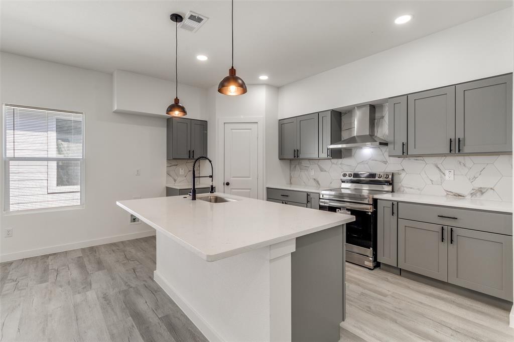 Delafield Estates - Residential