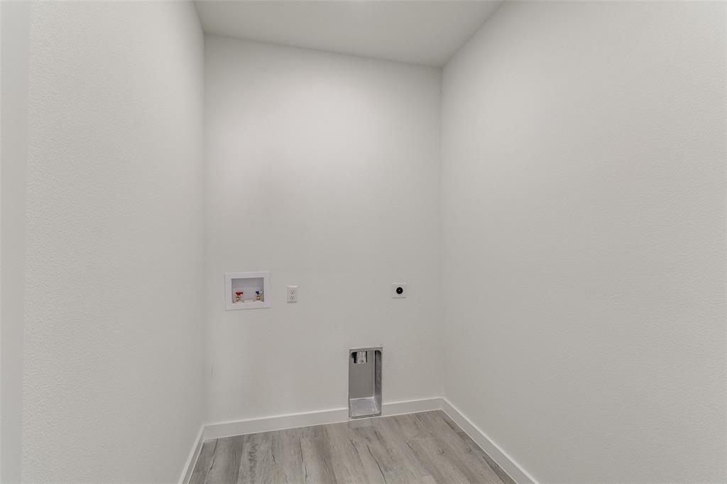 Delafield Estates - Residential