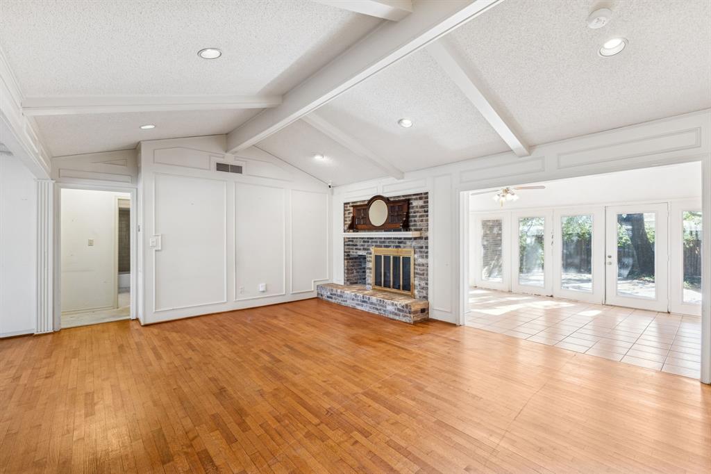 Lovers Lane East - Residential