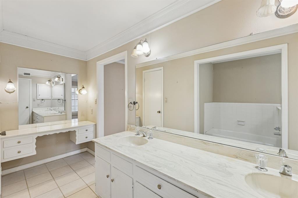 Lovers Lane East - Residential