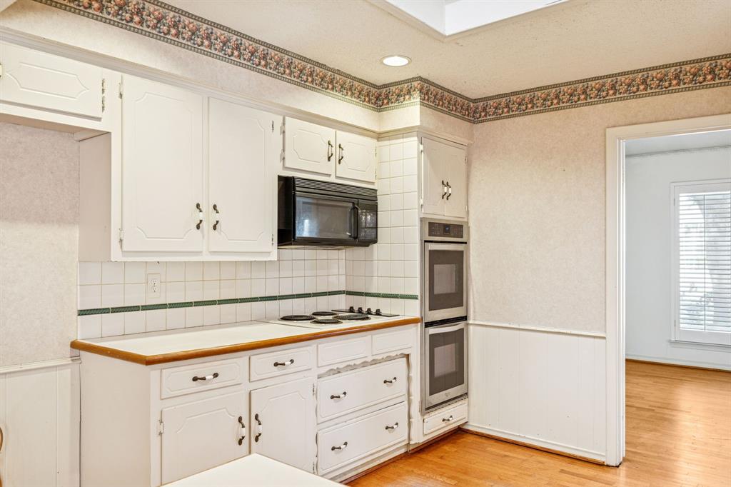 Lovers Lane East - Residential