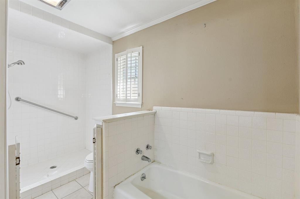 Lovers Lane East - Residential