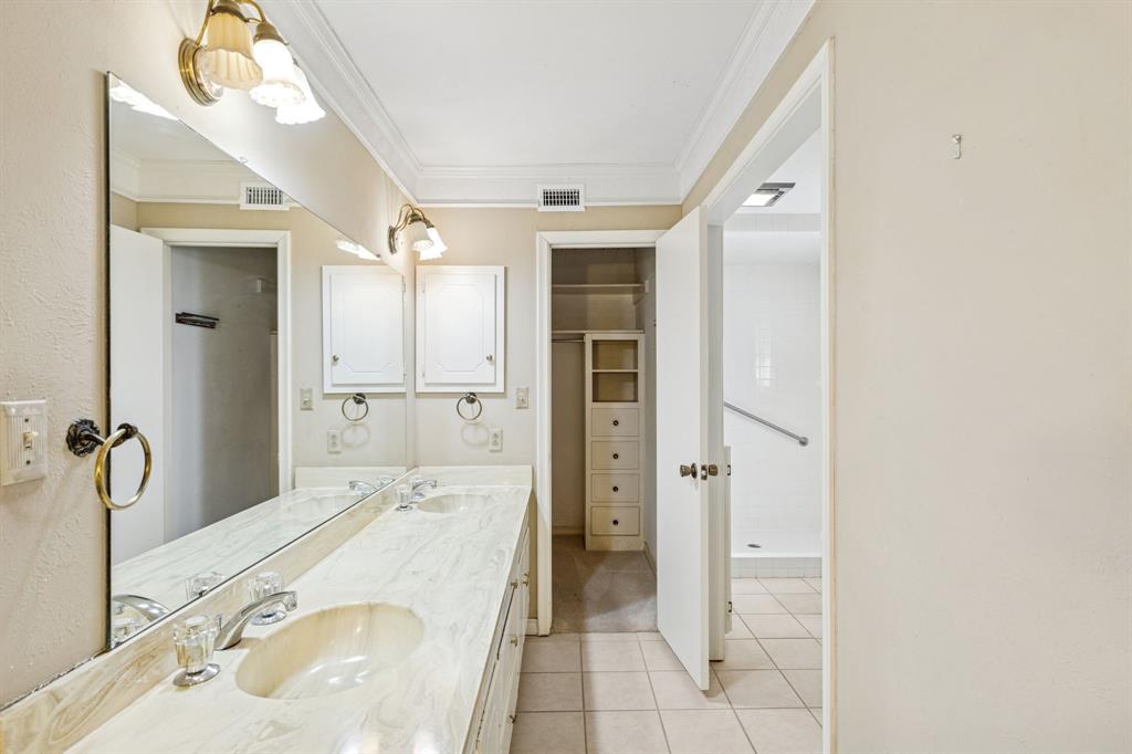 Lovers Lane East - Residential