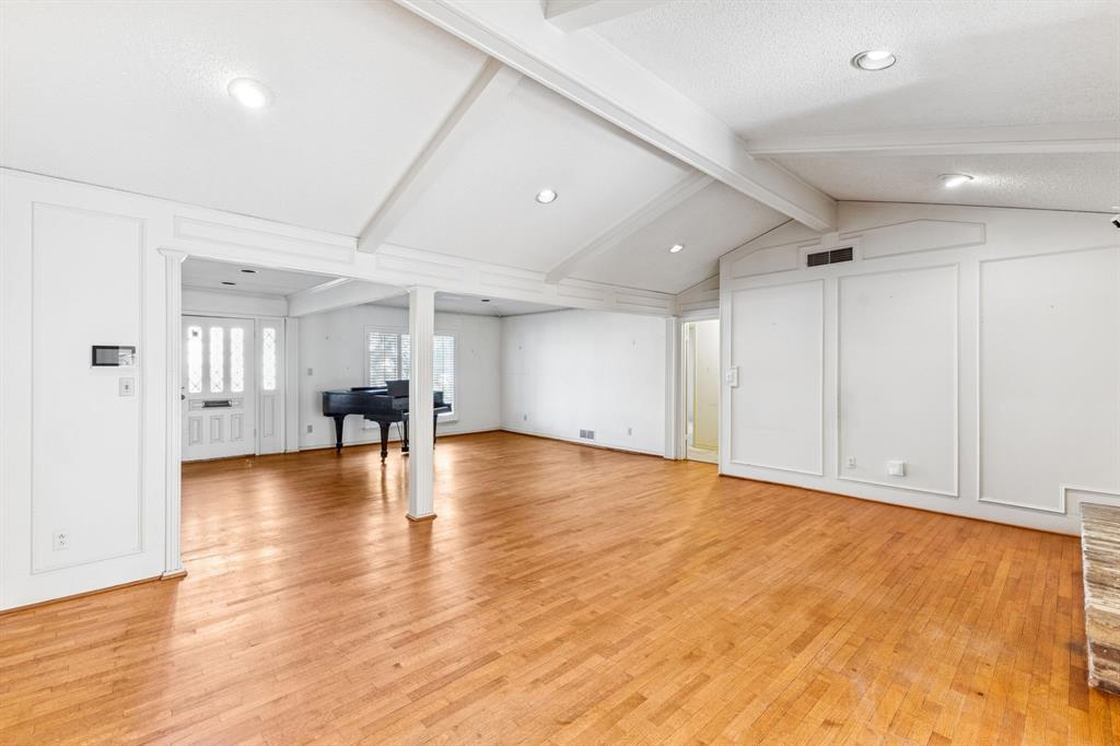 Lovers Lane East - Residential