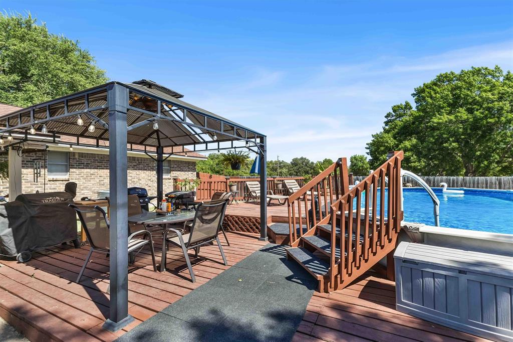 MARTINEZ M - Residential