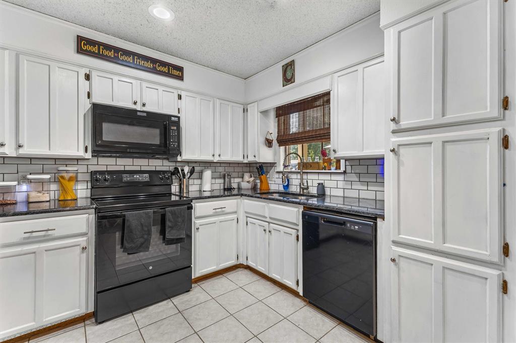 MARTINEZ M - Residential