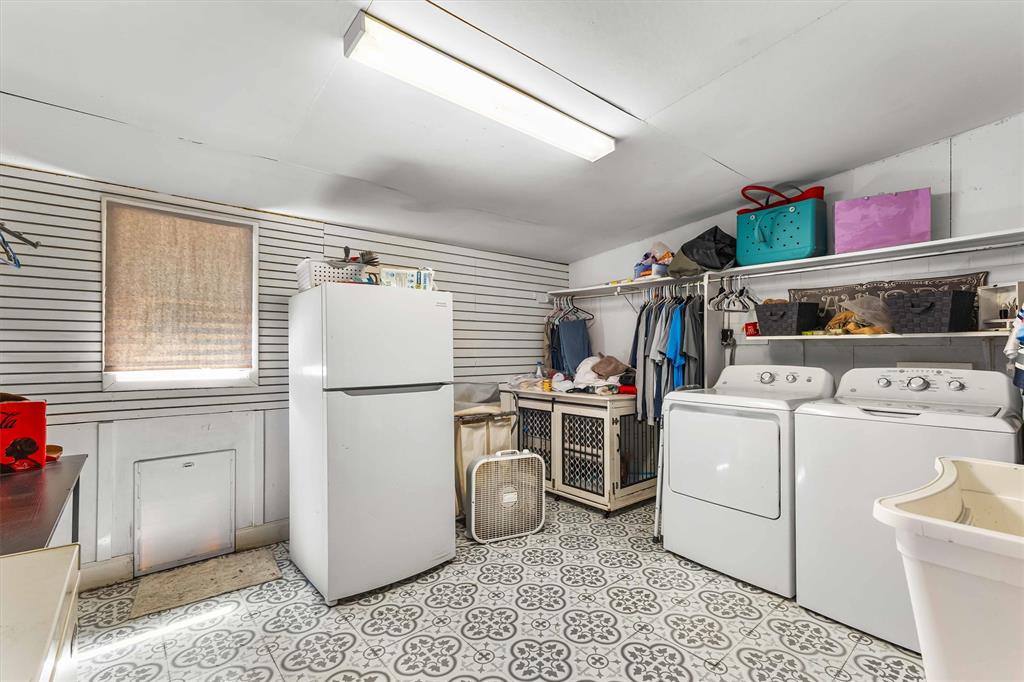 MARTINEZ M - Residential