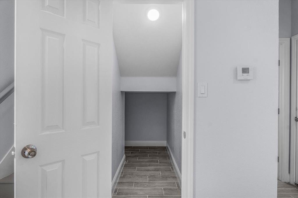 Ellis M G Add - Residential